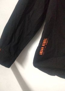 Urban Rebel Black Shirt🪐