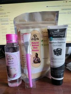 4-in-1 Combo Skincare Kit[quantity-4,bestBefore24m