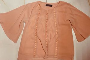 Elegant Peach Top