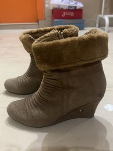 Boots Wedges Swede And Fur