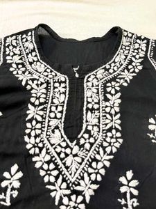 Black Embroidered Kurta