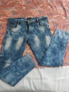 Flawless Mens Jeans At Reasonable Price
