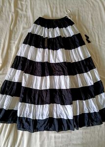 Black &amp; White Tiered Maxi Skirt
