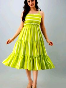 Green Flared Midi 💚