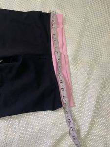 Black Fit Leggings with Pink Waistband