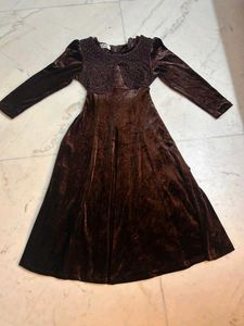 Brown Velvet midi Dress