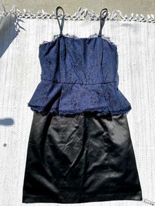 ❤️‍🔥Navy Lace Peplum Dress❤️‍🔥