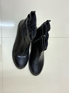 Chelsea Boots