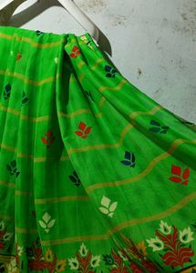 S10 Green Floral Print Saree With Atteched Blouse