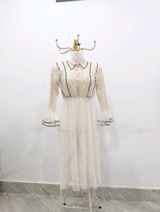 Elegant Lace Midi Dress