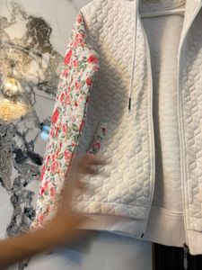 Beautiful Hoodie Zipper