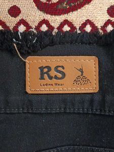 Stylish Black Jeans with Stripe