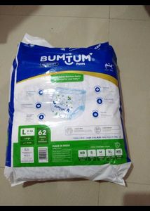 Bumtum Diaper Pants L Size And Selfie Stick