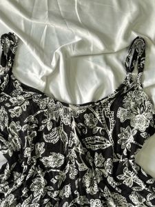 Black Lily Top