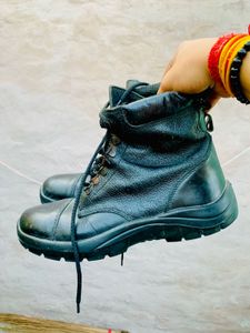 Leather Orignal  Ankle Boots army used