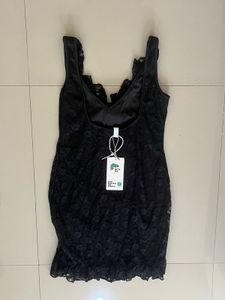 Elegant Black Lace Mini Dress