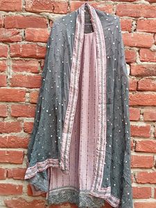 Embalished Kurta With Dupatta