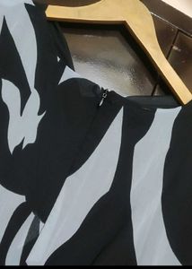 Black &amp; Grey Printed Top For Girl Or Woman 36 Bust