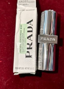 Prada Monochrome Lipstick B101