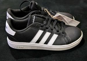 Original Adidas Grand Court 2.0 (Unisex)