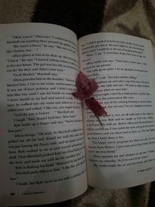 It Ends With Us - Colleen Hoover