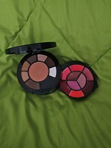 Eyeshadows, Foundation, Lipstick