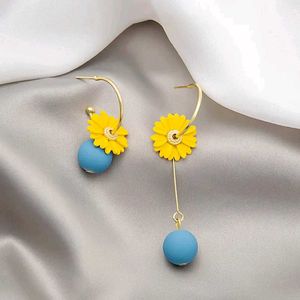 Daisy Drop Earrings