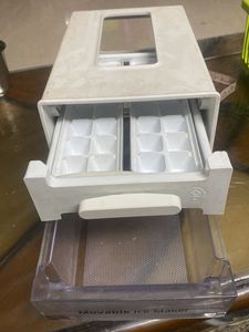 Samsung Movable Ice Maker