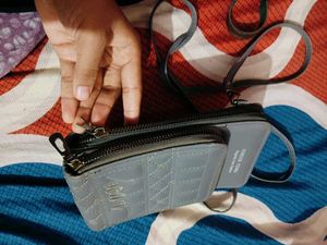 Handbags & Shoulder Bags