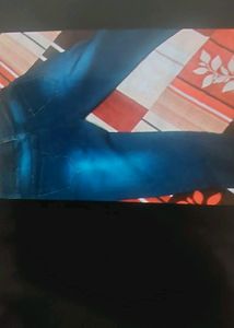 Women Ripped Jeans