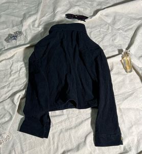 Chic Corduroy Cropped Jacket