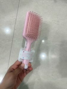 miniso pink hairbrush