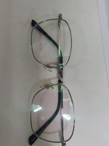 Classy Eyeglass
