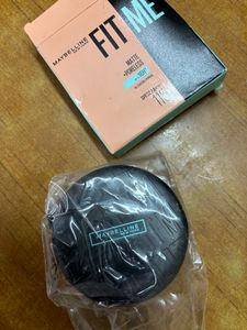 FOUNDATION AND COMPACT MAYBELLINE