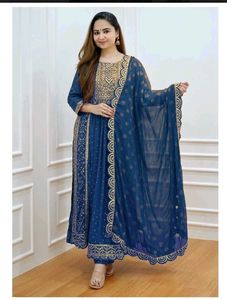 Elegant Blue Kurta Set