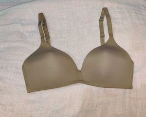 Seamless Tshirt Bra Padded