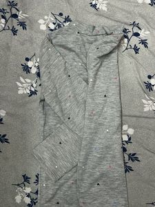 Teenage unisex winter clothes in new condition