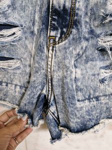 ONLY Hot Shorts