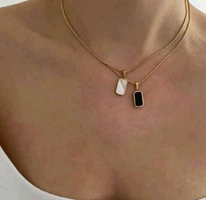 Black And White Reversible Neck Chain