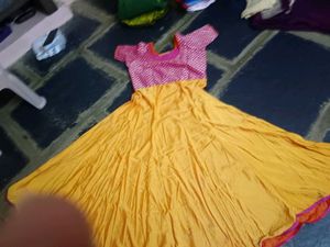 Crepe Umberella Top