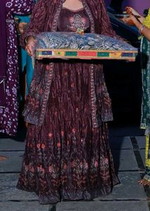Lahenga With Blouse And Vascoat