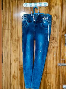 Stylish Blue Jeans/ Skinny Fit.