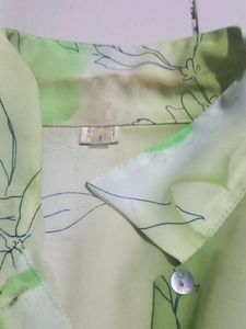 Green Floral Print Short Sleeve Blouse