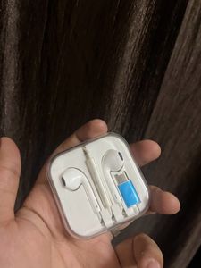 Type C Earphone Iphone Style Working Never Used