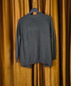 Woolen Shrug with 2 side pockets Size 44 inches