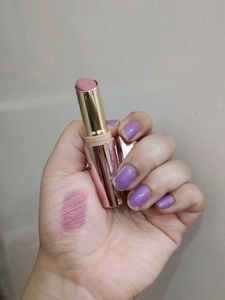 Lakme 9 To 5 Lipstick