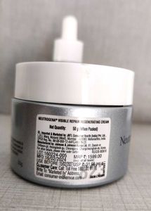Neutrogena Visible Repair Set🆕👉 Unused 🤗