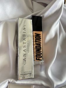 Anastasia Beverly Hills Foundation