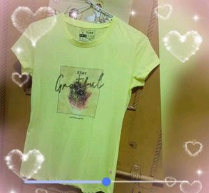 Grateful Tee - Trendy Graphic Print