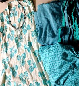 Pricedrop Kurti Set Without Sleeves With Dupatta
